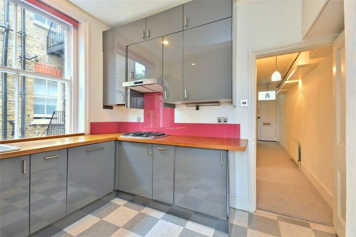 2 Bedroom Flat To Rent In Cleveland Mansions, Widley Road, Maida Vale, London, W9