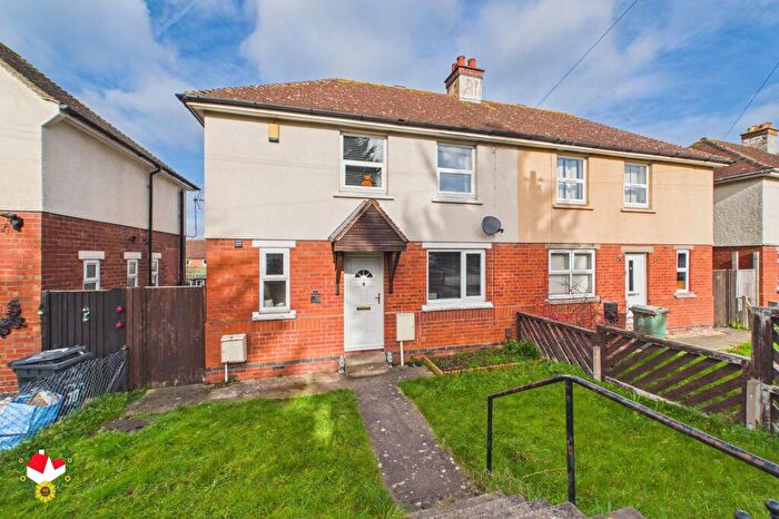 3 Bedroom Semi Detached House For Sale In Reservoir Road, Gloucester, GL4