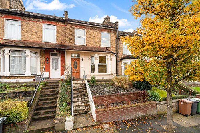 3 Bedroom Terraced House To Rent In Braidwood Road, London, Greater London, SE6
