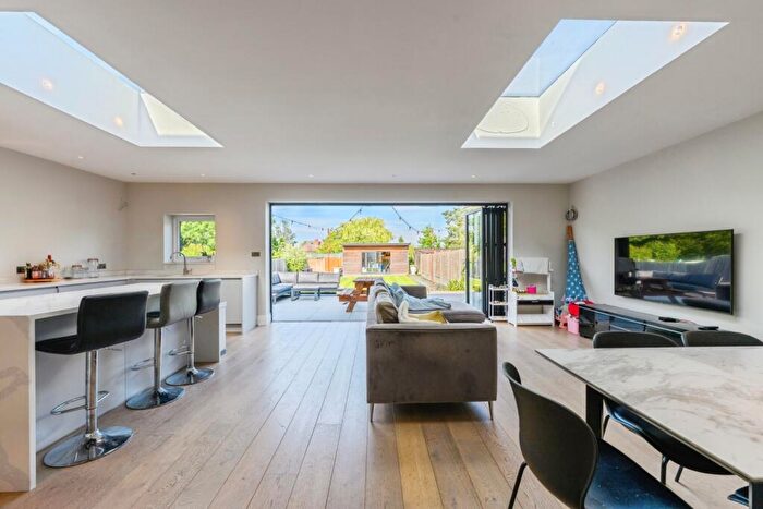 5 Bedroom Bungalow For Sale In Orchard Close, Fetcham, Leatherhead, Surrey, KT22