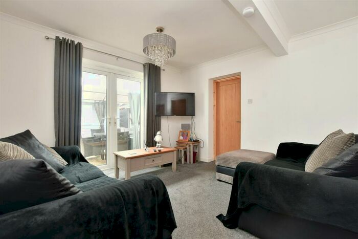 4 Bedroom Detached Bungalow For Sale In Antlands Lane, Shipley Bridge, Horley, Surrey, RH6