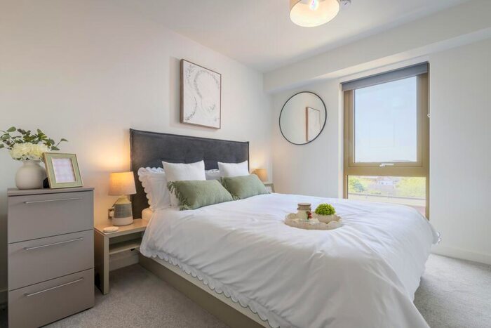 2 Bedroom Apartment To Rent In Weldale Street, Reading, RG1