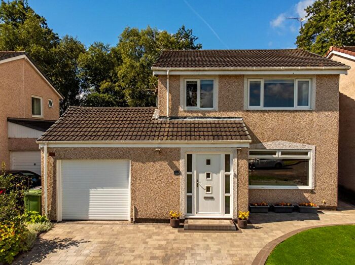 3 Bedroom Detached House For Sale In Munro Drive, Milton Of Campsie, G66