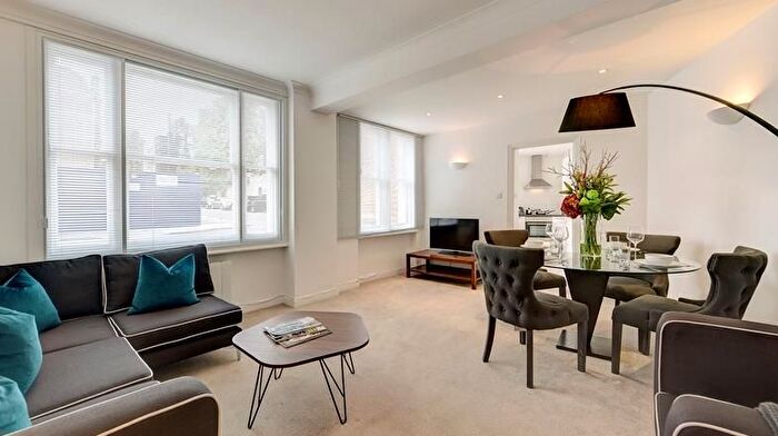 2 Bedroom Flat To Rent In Hill Street, Mayfair, London, W1J