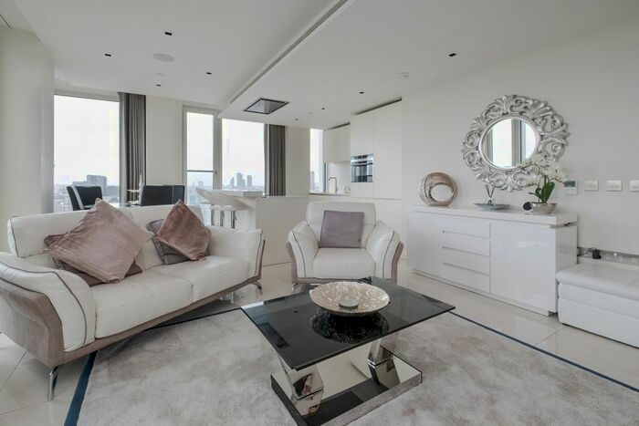 2 Bedroom Flat To Rent In Upper Ground, London, SE1