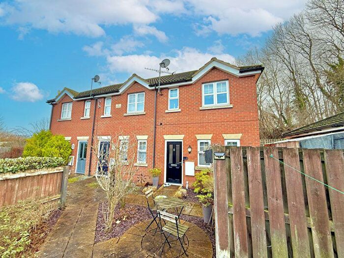 1 Bedroom End Of Terrace House For Sale In Mandrell Close, Dunstable, LU5