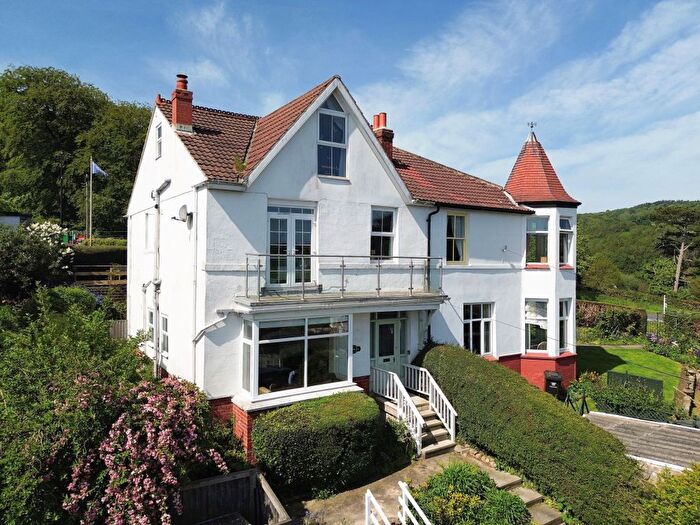 5 Bedroom Semi-Detached House For Sale In Fernlea, The Avenue, Sleights, YO22