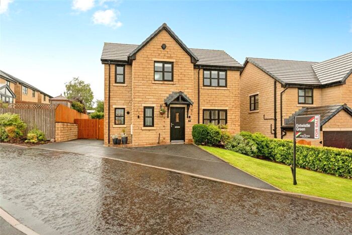 3 Bedroom Detached House For Sale In Towler Drive, Colne, Lancashire, BB8