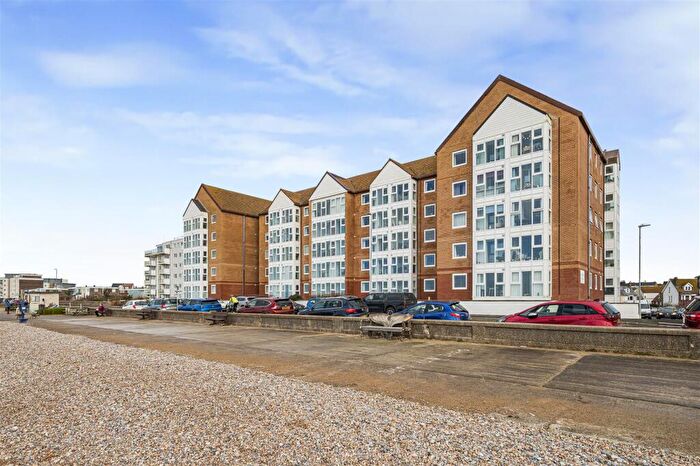 1 Bedroom Retirement Property For Sale In Esplanade, Seaford, BN25