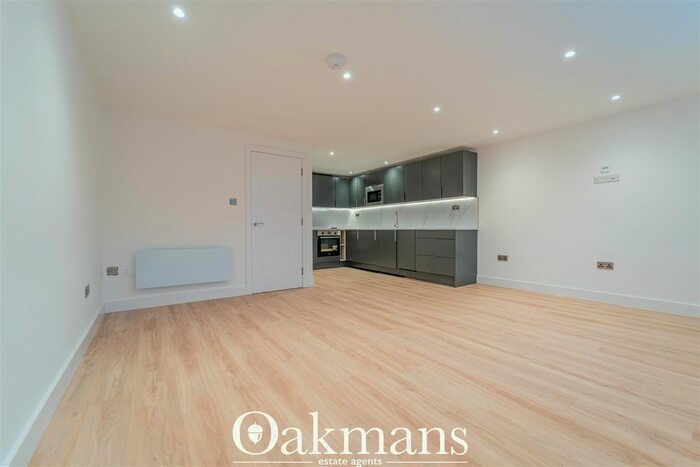 1 Bedroom Flat To Rent In Stratford Road, Shirley, Solihull, West Midlands, B90