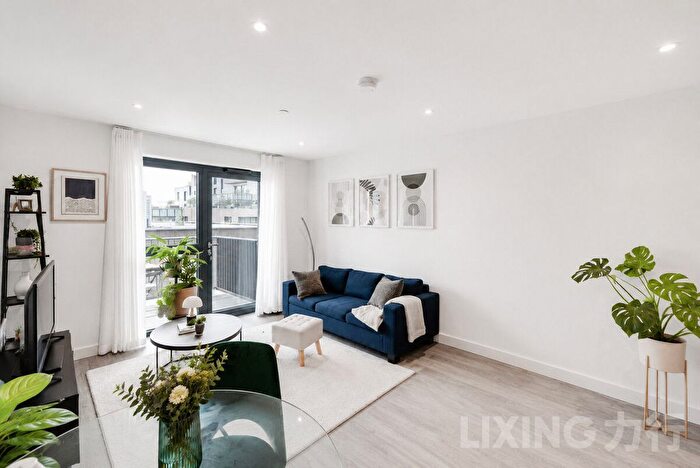 1 Bedroom Flat For Sale In Woodberry Down, Damsel Grove, Finsbury Park, N4