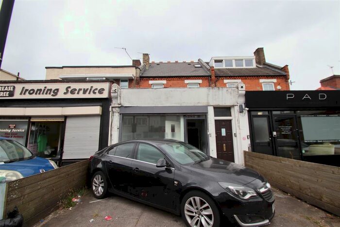 Retail Property To Rent In St. Marks Road, Bush Hill Park, Enfield, EN1