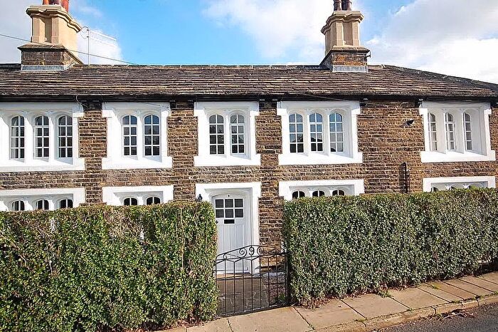 2 Bedroom House To Rent In Priestley Green, Norwood Green, Halifax, HX3