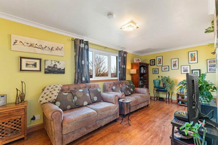 1 Bedroom Flat For Sale In / Christian Crescent, Edinburgh, EH15