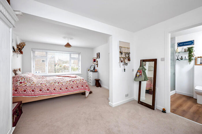 3 Bedroom End Of Terrace House For Sale In Mulberry Gardens, Goring-by-sea, BN12