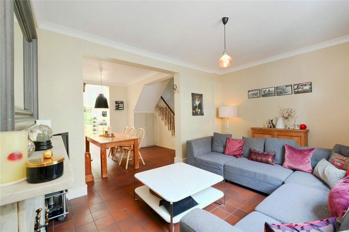 3 Bedroom Terraced House To Rent In Fremont Street, South Hackney, London, E9