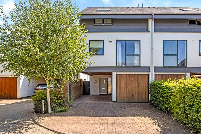 4 Bedroom Semi-Detached House For Sale In Kings Hollow, Charlton Kings, Cheltenham, GL53