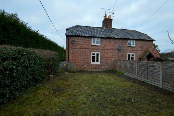 2 Bedroom Cottage To Rent In Worthington Lane, Woolsthorpe By Belvoir, NG32