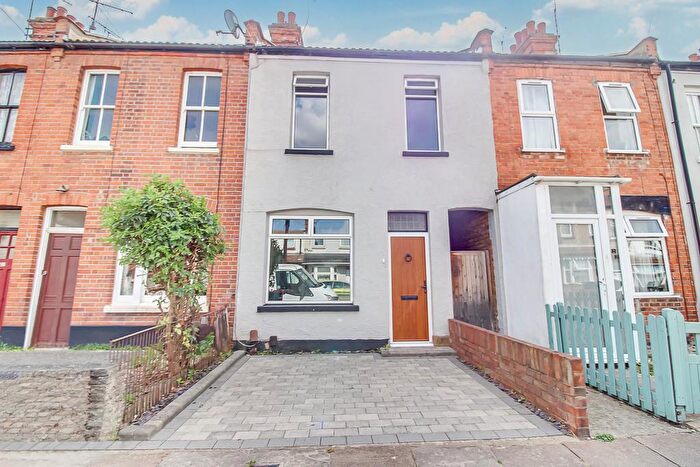 3 Bedroom Terraced House For Sale In Station Avenue, Southend-on-Sea, SS2