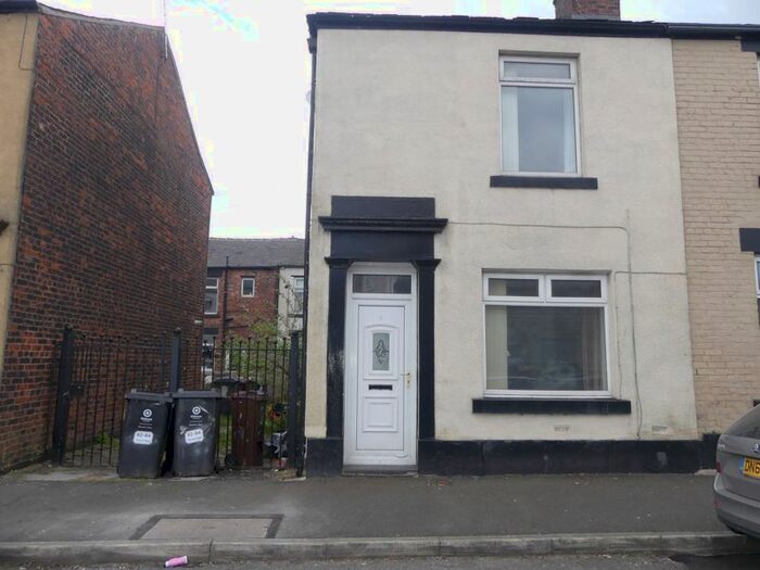 2 Bedroom Terraced House To Rent In Edmund Street, Shaw, Oldham, OL2