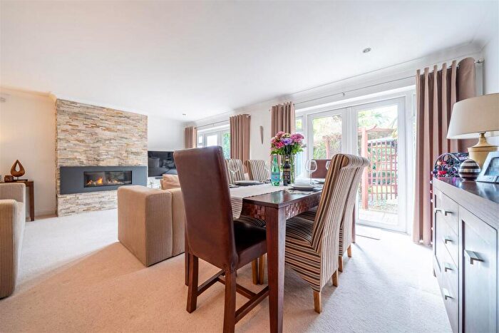 2 Bedroom Detached Bungalow For Sale In Astley Burf, Stourport-On-Severn, DY13
