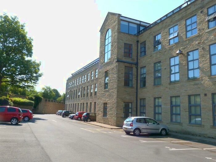 2 Bedroom Flat To Rent In Limefield Mill, Wood Street, Crossflatts, Bingley, BD16