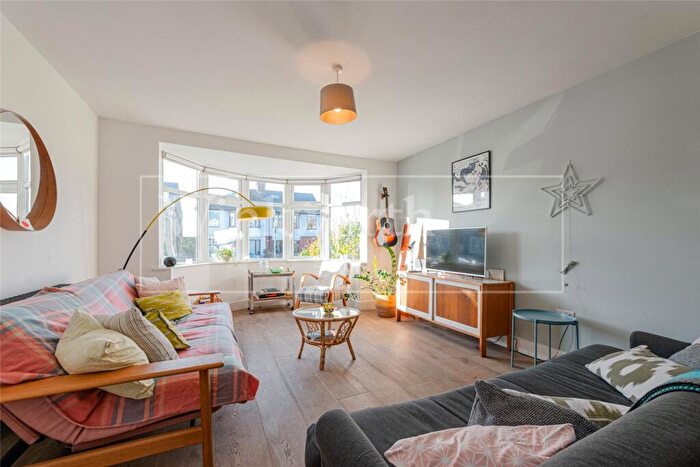 2 Bedroom Apartment To Rent In Wrottesley Road, London, NW10