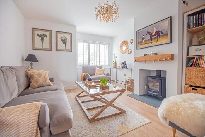 4 Bedroom Detached House For Sale In Causeway End, Nr Malmesbury, SN15