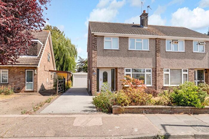 3 Bedroom Semi-Detached House For Sale In Lathkilldale Crescent, Long Eaton, NG10