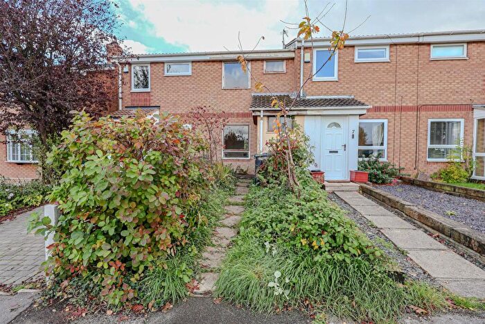 2 Bedroom Town House For Sale In Kingsbridge Avenue, Mapperley, Nottingham, NG3