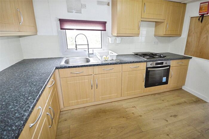 2 Bedroom Detached House For Sale In Kingsmead Park, Allhallows, Rochester, Kent, ME3