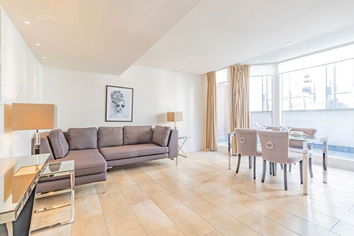 2 Bedroom Flat To Rent In Young Street, Kensington, W8