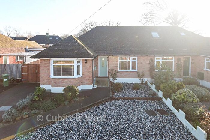 2 Bedroom Bungalow For Sale In Merryfield Drive, Horsham, West Sussex, RH12