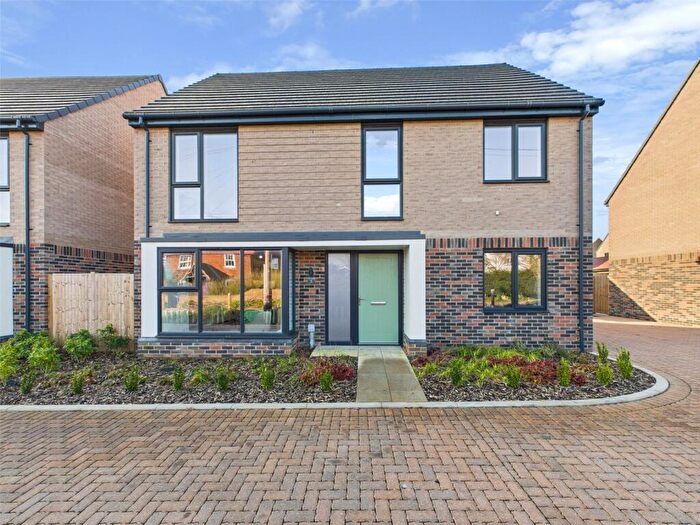 4 Bedroom Detached House For Sale In Fleet Road, Felixstowe, Suffolk, IP11