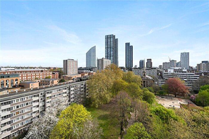 1 Bedroom Apartment To Rent In Goswell Road, London, EC1V