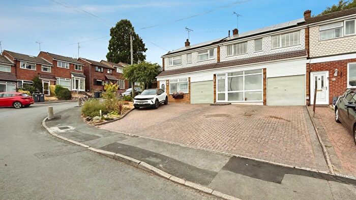 3 Bedroom Terraced House For Sale In Steepwood Croft, Kings Norton, Birmingham, B30