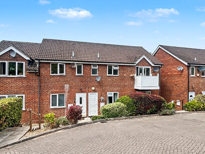 1 Bedroom Duplex To Rent In Carrington Road, High Wycombe, HP12