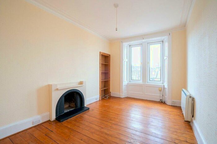 2 Bedroom Flat To Rent In () Restalrig Road, Edinburgh, EH6