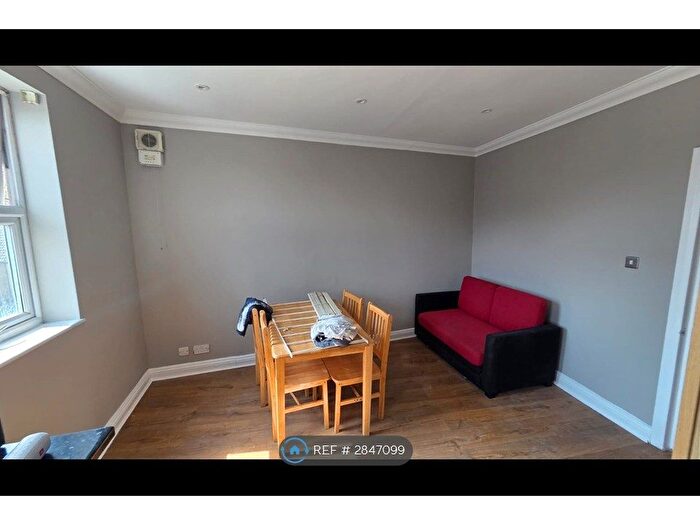 1 Bedroom Flat To Rent In Knowles Hill Crescent, London, SE13