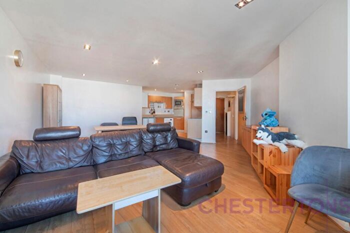 2 Bedroom Flat To Rent In Limeharbour, Millwall, E14