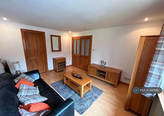 2 Bedroom Flat To Rent In Peterculter, Aberdeen, AB14