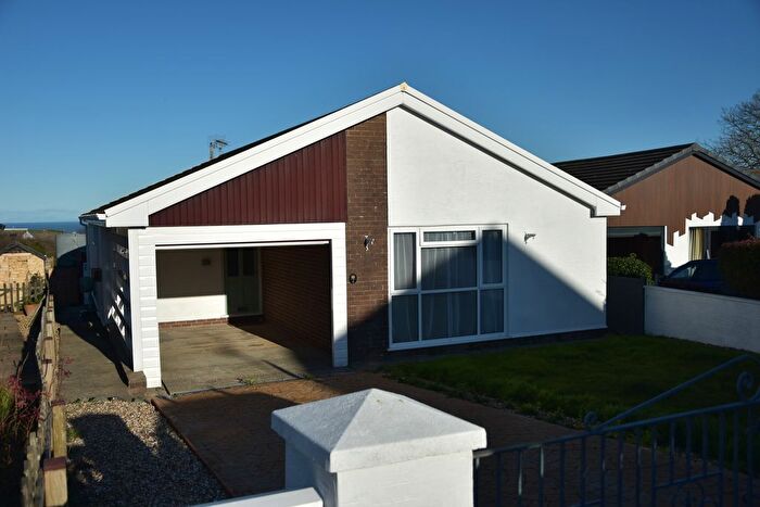 3 Bedroom Detached Bungalow For Sale In Parc Y Delyn, Parcllyn, SA43