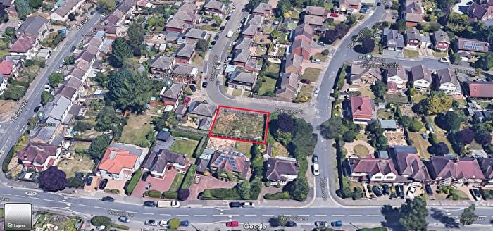 Plot For Sale In Sutherland Place, Luton, Bedfordshire, LU1