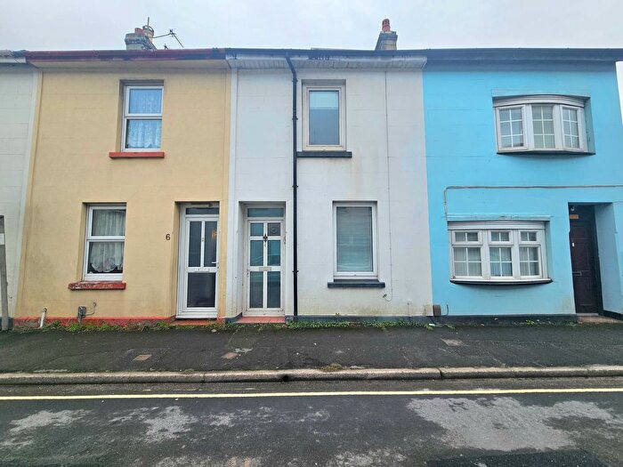 2 Bedroom Property To Rent In Osborne Street, Newton Abbot, TQ12