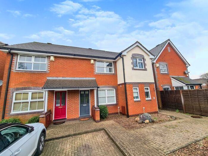 2 Bedroom Terraced House To Rent In Browning Road, Fleet, GU52