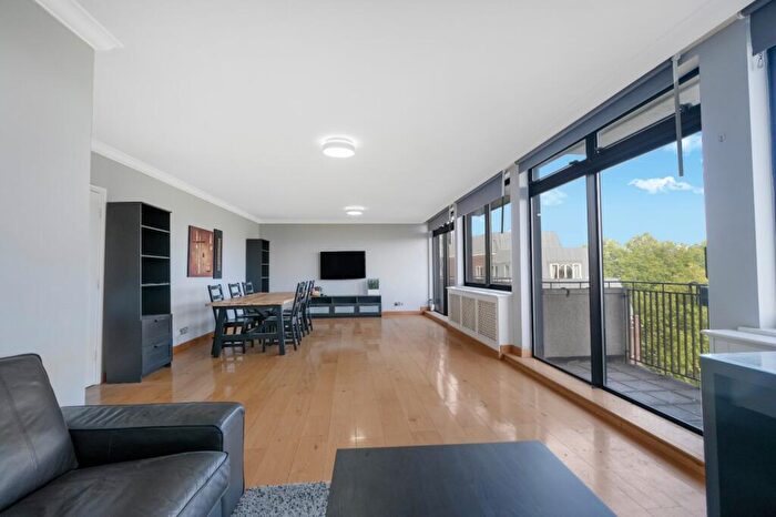 4 Bedroom Flat To Rent In Park Lorne, Park Road, NW8