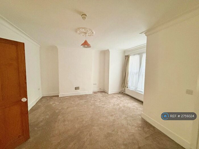 1 Bedroom Flat To Rent In Ashford Rd, Plymouth, PL4