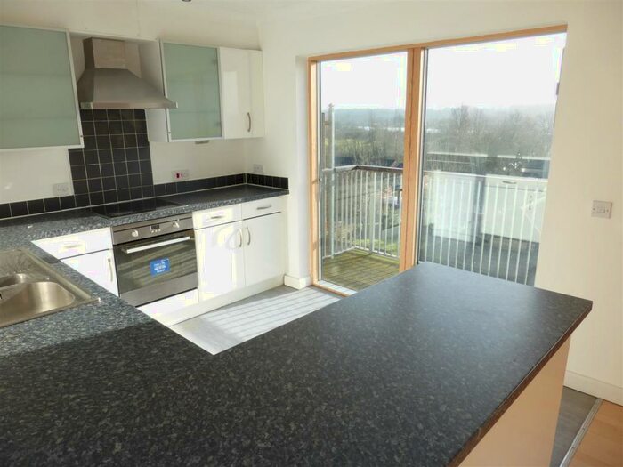 3 Bedroom Penthouse To Rent In Telegraph Lane East, Norwich, NR1