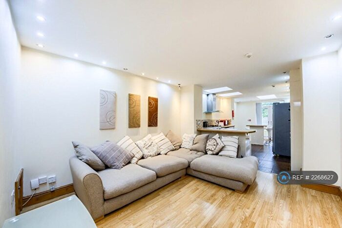 6 Bedroom Terraced House To Rent In Hubert Road, Birmingham, B29