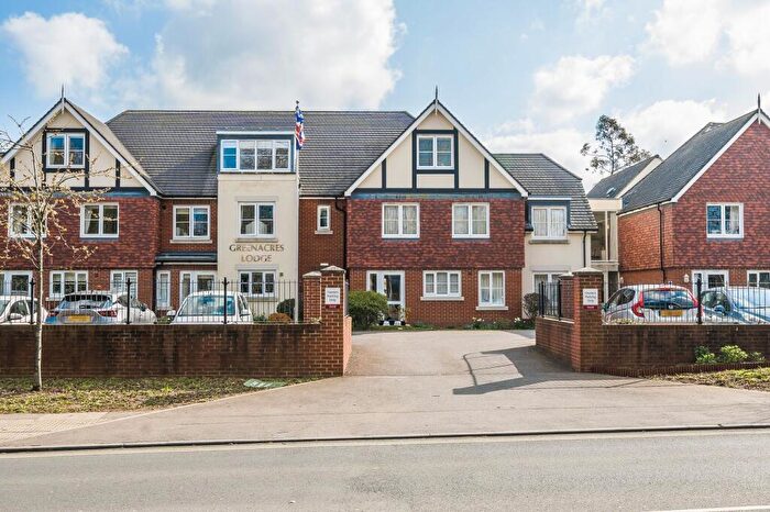 2 Bedroom Retirement Property For Sale In Limpsfield Road, Greenacres Lodge, CR6
